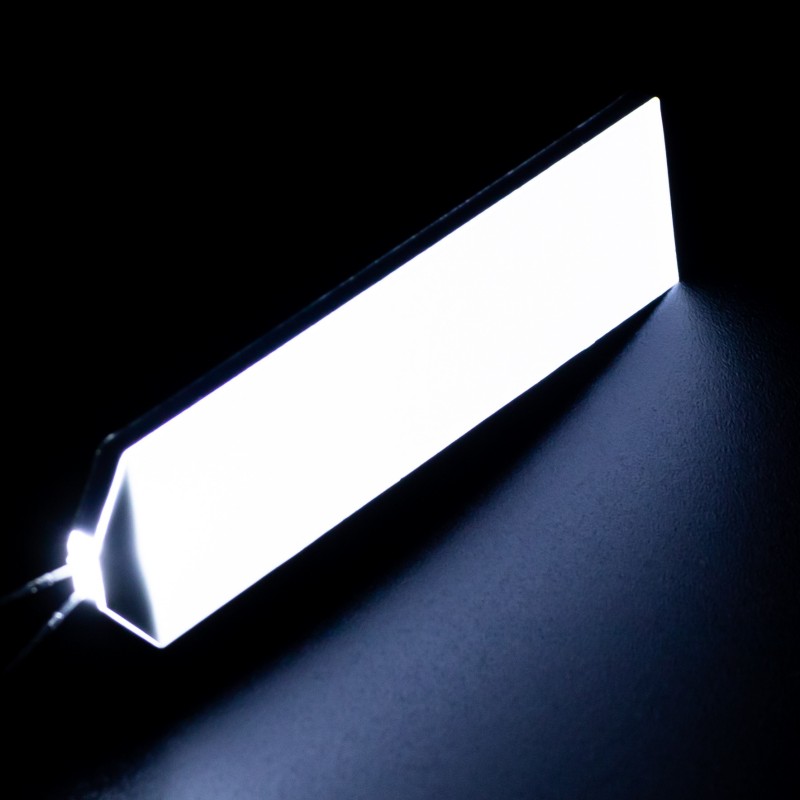 What Extraction Pattern Designs Work Best for High Brightness Side Entry Lighting Optics Light Guides