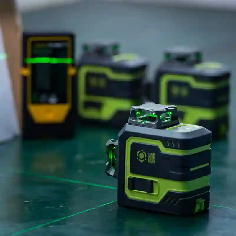 Does the Green Cross Line Horizontal Vertical Laser Level Work Well with a Pulse Mode for Outdoor Use