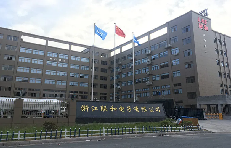 5273-12A Wire PA66 Battery Terminal Electrical Connector Assembly