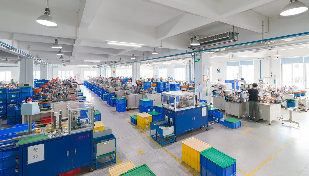 Beleks EU Standard 94-V2 450V Polyamide66 4 Pole Fused Mounting Terminals VDE Ce CQC (FT06-4W/83)