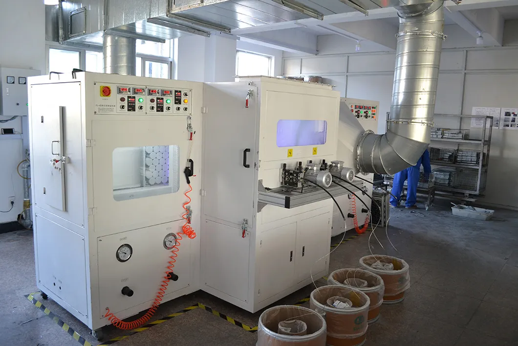 Cbb65 450V Air Conditioner Capacitor Metal Case Terminal Type with Bolt