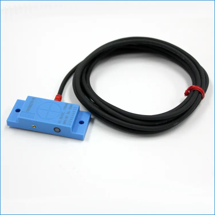 Fkc Pipe Liquid Sensor Capacitive Proximity Switch Sensor 12-24 VDC IP67 Fkc2210-N 10mm