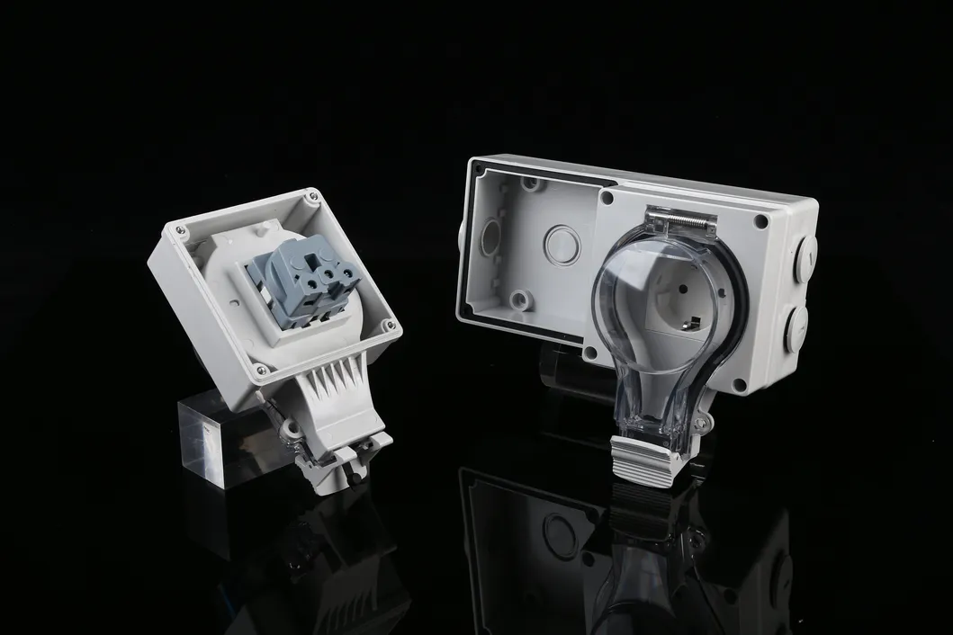 New Arrival IP66 Weatherproof Wall Socket with 2gang EU Socket