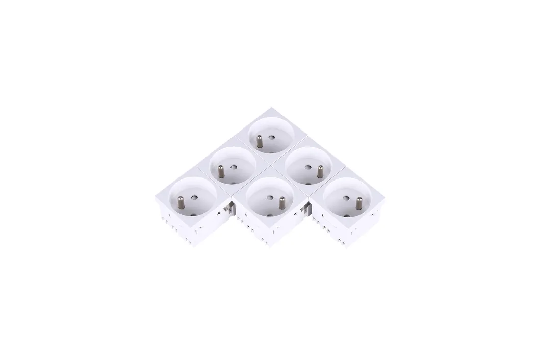 Screwless CE RoHS Germany 45X45mm Angle Schuko Socket/Electrical Outlet with Connector