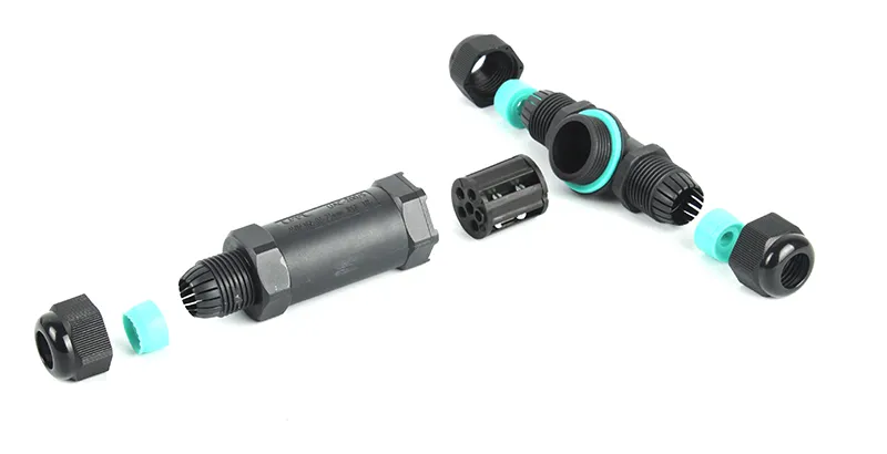 Uac-200/03t T Shape 3poles IP68 Wire Connector for Outdoor