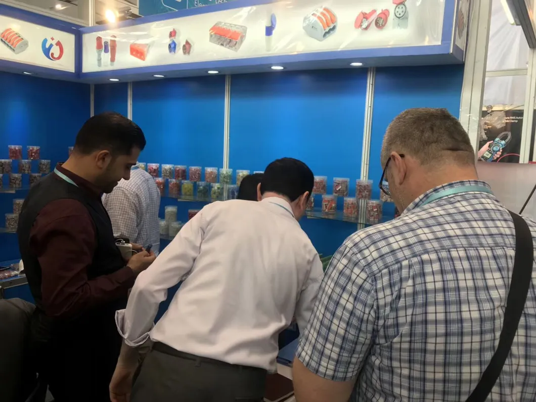 Wire Connectors Push in 220V